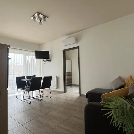 Nmg - Megyeri Ter 페치